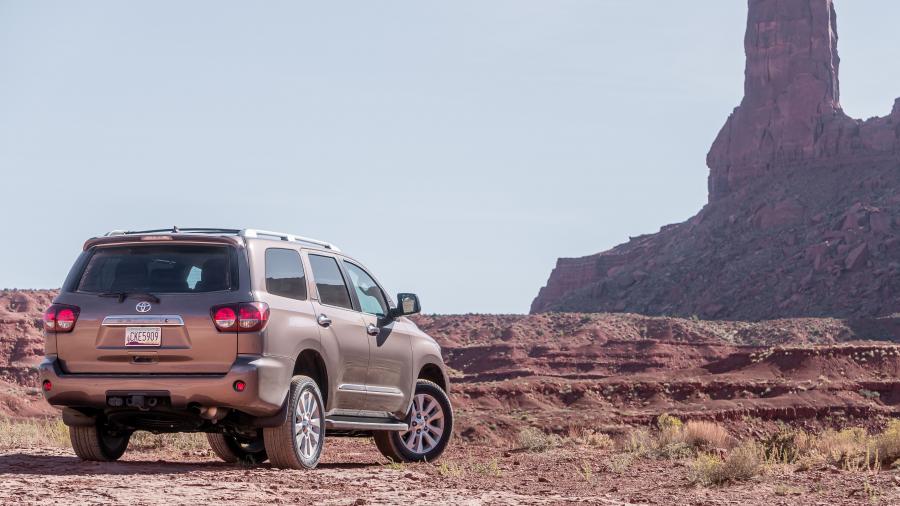  Toyota Sequoia Platinum 2017 года  (фото 30 из 30)